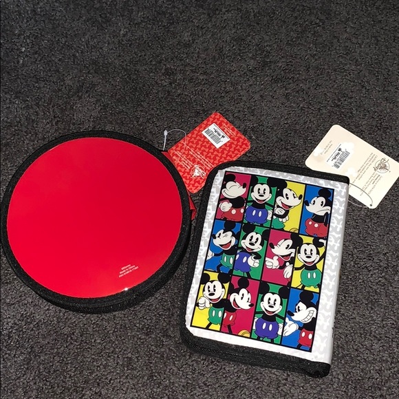 Mickey and Minnie Mouse Stationery Bundle Set - Picture 2 of 7